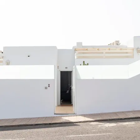 Flower Lanzarote Apartment